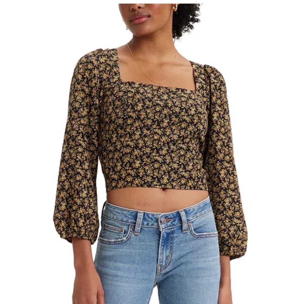 NWT Levi's Women's Finn Floral-Print Puff-Sleeve Blouse. Medium size slim fit